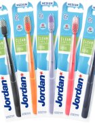 Jordan Clean Smile Medium четка за зъби 1 бр.