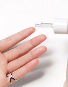 Kiehl's Dermatologist Solutions Truly Targeted Blemish-Clearing Solution серум за кожа с акне за жени 15 мл.