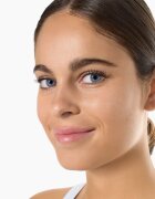 Klorane Cornflower Super-Charged Hydra-Plumping Serum активен серум за озаряване и изглаждане на кожата на лицето 40 мл.