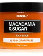 KUNDAL Macadamia & Sugar Body Scrub Pink Grapefruit нежен пилинг за тяло с успокояващ ефект 550 гр.