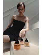 KUNDAL Objet Satin Glow Shimmer Oil блестящо масло с хидратиращ ефект цвят Sparkling Wine Rose 45 мл.