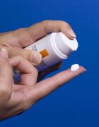La Roche-Posay Anthelios Age Correct дневен защитен крем против стареене на кожата SPF 50 50 мл.