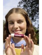 Labello Blackberry Shine хидратиращ балсам за устни 4.8 гр.