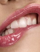 Lancôme Lip Idôle Juicytreat блясък за устни цвят 10 8.5 мл.