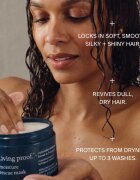 Living Proof Moisture Rescue Mask регенерираща и хидратираща маска за коса. с подхранващ ефект 236 мл.