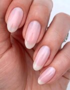 LONDONTOWN Kur Illuminating Nail Concealer озаряващ лак за нокти цвят Original 12 мл.
