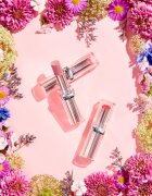L’Oréal Paris Color Riche Shine червило със силен блясък цвят 111 Pink Wonderland 4.8 гр.