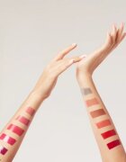 L’Oréal Paris Color Riche Shine червило със силен блясък цвят 111 Pink Wonderland 4.8 гр.