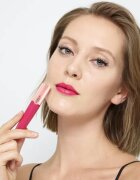 L’Oréal Paris Glow Paradise Balm in Gloss блясък за устни с хиалуронова киселина цвят 412 I Heighten 7 мл.