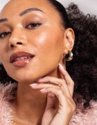 Lumene Lip Glow Oil Balm балсам за устни с олио цвят 4 Honey 10 мл.