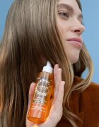 Lumene Nordic-C [VALO] Glow Boost подсилващо и озаряващо масло за суха и увредена коса 75 мл.