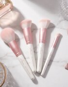 Luvia Cosmetics Flawless Face Set комплкет четки с калъф Candy