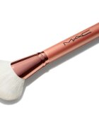 MAC Cosmetics Brush 143S Bronzer Fan Brush четка за бронзант 1 бр.