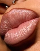 MAC Cosmetics Dazzlelips Crayon блестящо червило с молив цвят Crown Jewel 1.5 гр.
