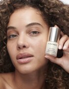 MAC Cosmetics Hyper Real Eye Serumizer серум за намаляване на тъмните кръгове 15 мл.