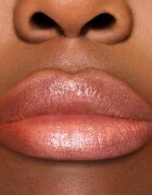MAC Cosmetics Lustreglass Sheer-Shine Lipstick бляскаво червило цвят Sunny Vanilla 3.5 гр.