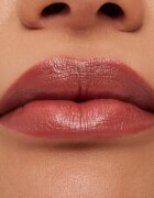 MAC Cosmetics MACximal Sleek Satin Lipstick Mini сатенено червило за перфектен външен вид цвят CREME IN YOUR COFFEE 1.5 гр.