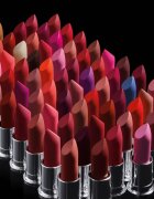 MAC Cosmetics MACximal Sleek Satin Lipstick Mini сатенено червило за перфектен външен вид цвят REBEL 1.5 гр.