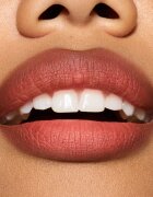 MAC Cosmetics Powder Kiss Hazy Matte матиращо червило цвят Devoted To Chili 3.5 гр.