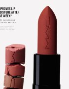 MAC Cosmetics Powder Kiss Hazy Matte матиращо червило цвят Devoted To Chili 3.5 гр.
