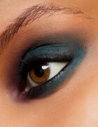MAC Cosmetics Powder Kiss Soft Matte Eye Shadow сенки за очи цвят Good Jeans 1.5 гр.