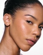 MAC Cosmetics Skinfinish Lightstruck течен хайлайтър цвят Cherry Chrome 15 мл.