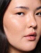 MAC Cosmetics Strobe Beam Bronzelighter течен бронзант с озаряващ ефект цвят Flashlite 4.3 мл.