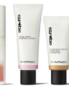 MAC Cosmetics Strobe Dewy Skin Tint тониращ хидратиращ крем цвят Medium 3 30 мл.