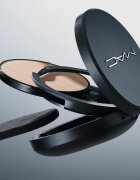 MAC Cosmetics Studio Fix Powder Plus Foundation Prefill матиращ фон дьо тен-пудра цвят NC17 12 гр.