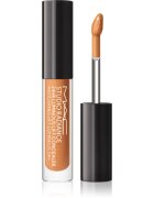 MAC Cosmetics Studio Radiance 24HR Luminous Lift Concealer Mini течен коректор цвят NC42 1.8 мл.