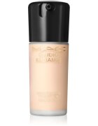 MAC Cosmetics Studio Radiance Serum-Powered Foundation хидратиращ фон дьо тен цвят N18 30 мл.