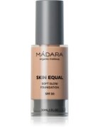 Mádara MÁDARA Skin Equal озаряващ фон дьо тен за естествен вид SPF 20 цвят #30 Rose Ivory 30 мл.