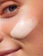 Mádara MÁDARA Vitamin C озаряващ крем с регенериращ ефект 50 мл.