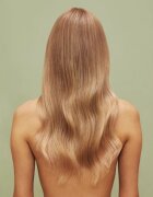 Maria Nila Colour Refresh нежна подхранваща маска без перманентни цветови пигменти цвят Beige Blonde 9.23 100 мл.