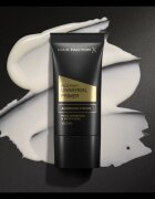 Max Factor Facefinity Universal основа под фон дьо тен с матиращ ефект 30 мл.