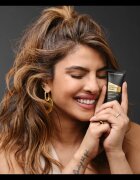 Max Factor Facefinity Universal основа под фон дьо тен с матиращ ефект 30 мл.