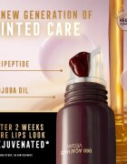Max Factor Miracle Pure Lip Enhancer хидратиращ блясък за устни цвят 060 Acai Haze 12 мл.