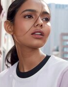 MAYBELLINE NEW YORK Lash Sensational водоустойчива спирала за удължаване извиване на миглите и придаване на обем цвят Black 9.4 мл.
