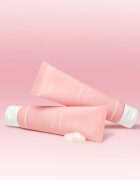 Medicube PDRN Pink Hyaluronic Moisturizing Cream интензивен хидратиращ гел със стягащ ефект 50 мл.