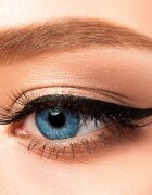 Mesauda Eyes On Fleek течна очна линия с матиращ завършек 0.55 мл.