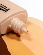 Mesauda The Skin озаряващ хидратиращ фон дьо тен SPF 15 цвят W80 30 мл.