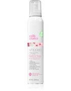 milk_shake® Leave-in Treatments Whipped Cream хидратираща грижа без отмиване за боядисана коса Flower Fragrance 200 мл.