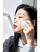 Mizon Inout Smooth Mineral Sun Stick минерален защитен крем за лице и чувствителни зони в стик SPF 50+ 26 гр.