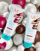 Moroccanoil Color Depositing нежна подхранваща маска без перманентни цветови пигменти Cocoa 200 мл.