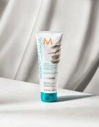 Moroccanoil Color Depositing нежна подхранваща маска без перманентни цветови пигменти Platinum 200 мл.