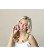 MUA Makeup Academy Beauty Balm кремообразен руж в стик цвят Marshmallow 4 гр.
