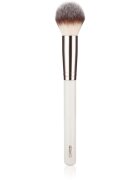 MUA Makeup Academy Brushes Finishing овална четка за пудра 1 бр.