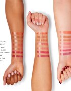 MUA Makeup Academy Hydra Juice Peptide Shimmer Lip Stylo блестящо червило с подхранващ ефект цвят Berry Bliss 1.5 гр.