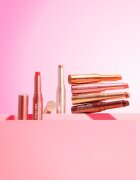 MUA Makeup Academy Hydra Juice Peptide Shimmer Lip Stylo блестящо червило с подхранващ ефект цвят Cherry Kiss 1.5 гр.