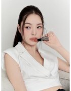 MUZIGAE MANSION Moodwear Blur Lipstick матиращо хидратиращо червило цвят 003 Nuddy 4 гр.